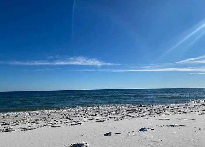 Winter In Gulf Shores: Snowbird Monthly Condo Holiday home Gulf Shores
